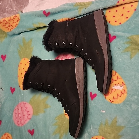 Merrell Boots size 9 Black - Picture 2 of 8